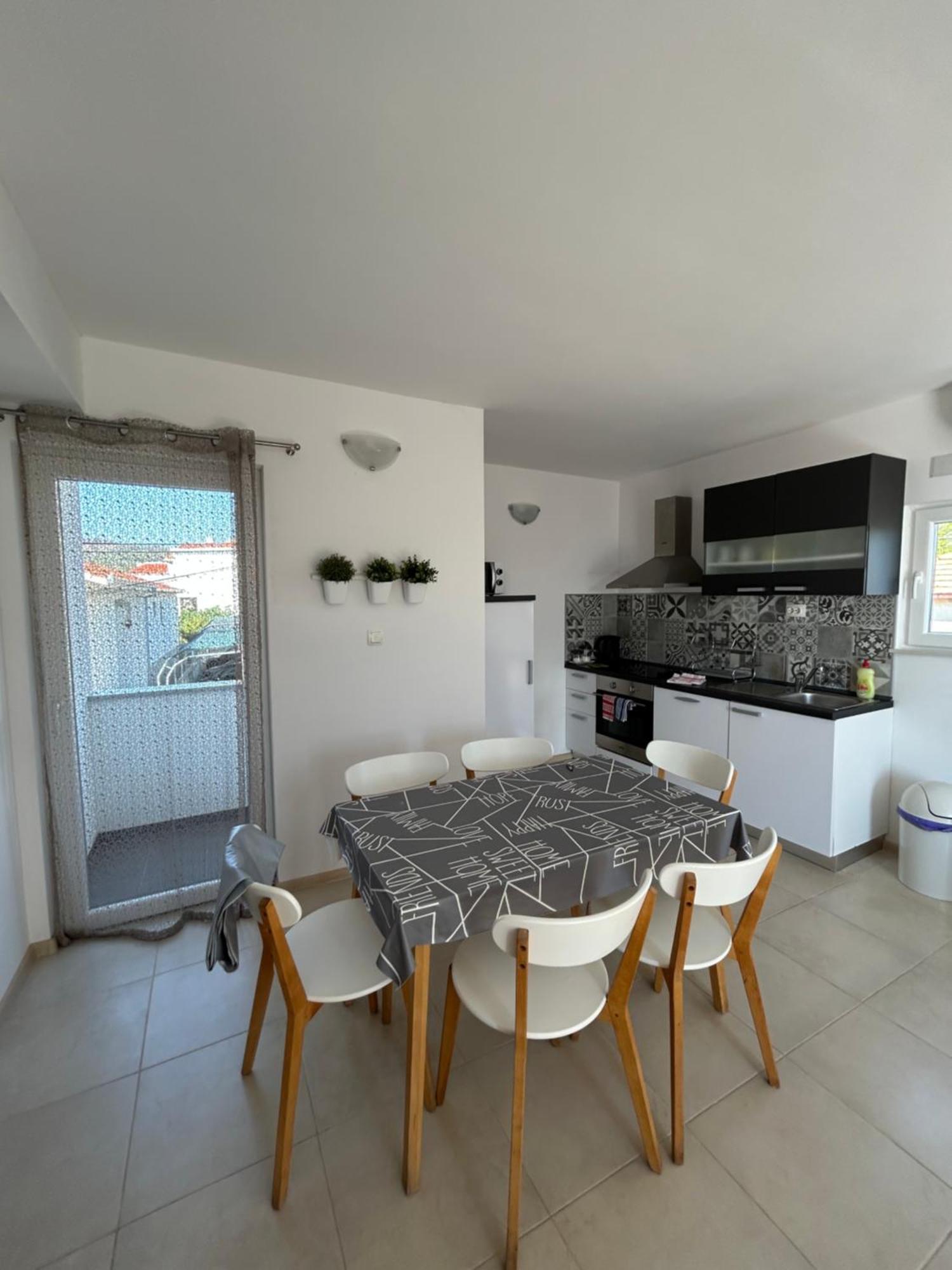 Apartmani Rita Слатине Екстер'єр фото